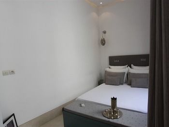 Luxe 56