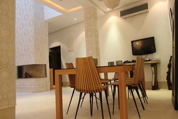 Hotel Luxe 56
